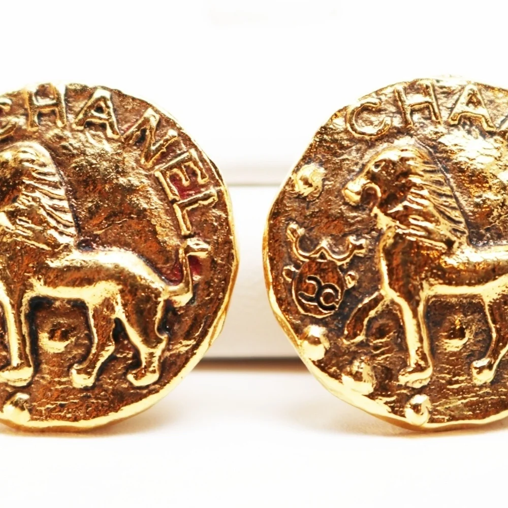 Chanel Lion Medallion Gold Plated Vintage Clip-on Earrings RARE! EUC ~ HOST PICK